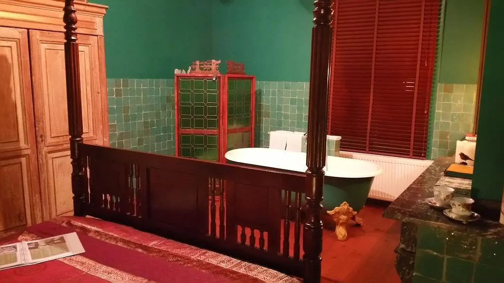 לינה וארוחת בוקר אנטוורפן B&B Bayt Al Andalus